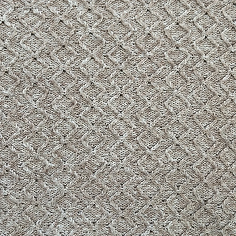 Sweater. - Picture 2 of 4